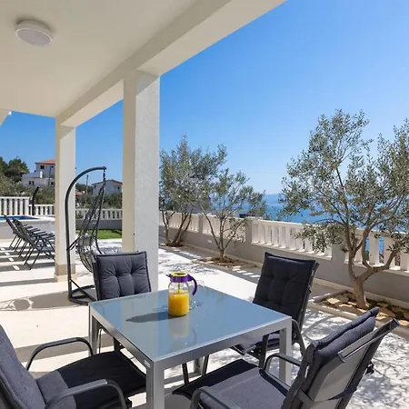 Exclusive Duda With Private Pool And Tavern Apartment *