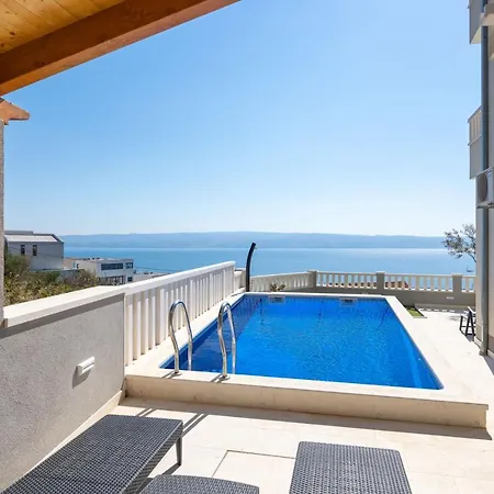 Exclusive Duda With Private Pool And Tavern Apartment *