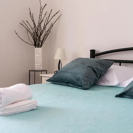 Exclusive Duda With Private Pool And Tavern * Jesenice (Split-Dalmatia)