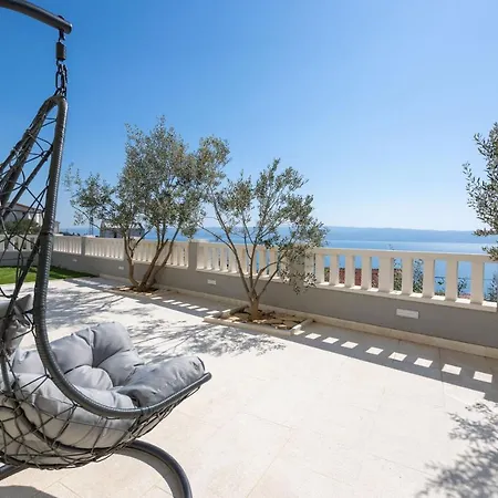 Exclusive Duda With Private Pool And Tavern